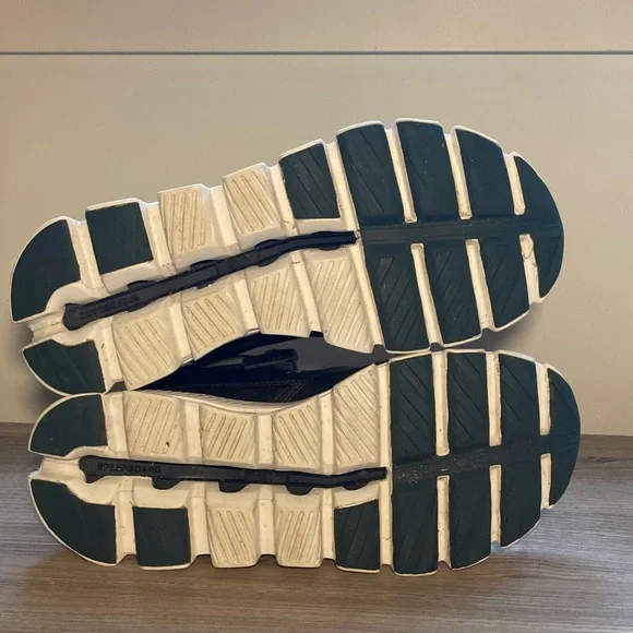 On Running cloud Hi Fir-Umber 9 waterproof Athletic Shoes - Picture 8 of 16